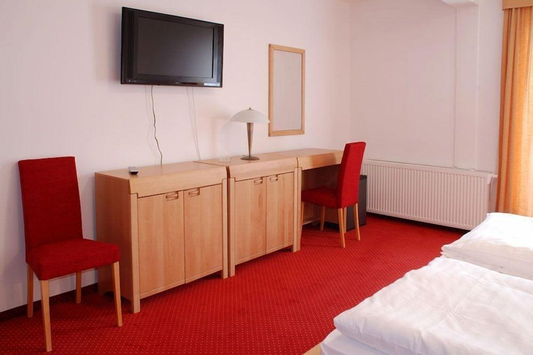 Bedroom 2, Hotel Grand Matej, Banská Štiavnica