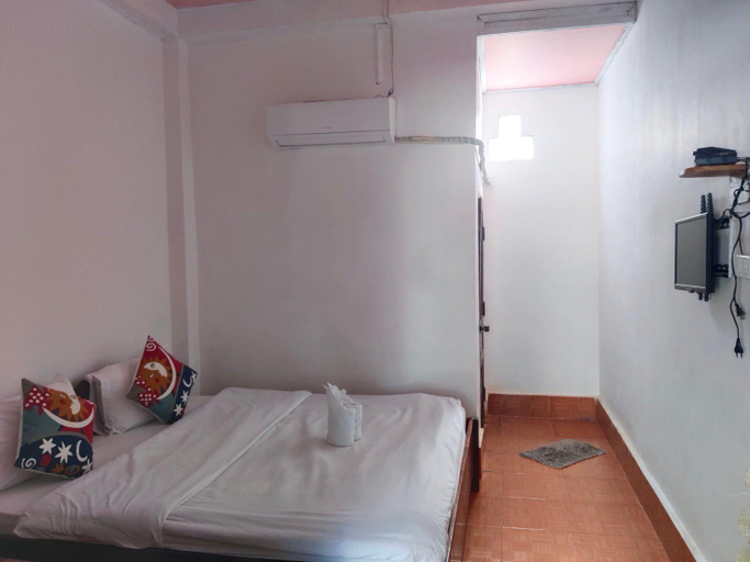 Bedroom 4, Amphai Guesthouse, Ngoi