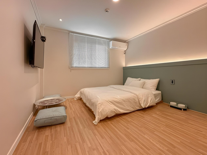 Bedroom 2, Yangpyeong Meng Stay, Namyangju