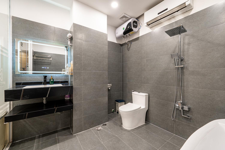 Bathroom 5, A Boi Apartment at District 3, District 3