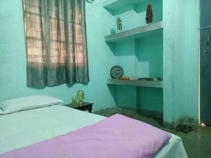Room 3, santosh lodge, Muzaffarpur