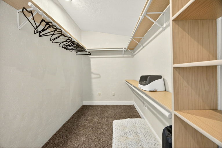 Interior 4, Jville Gem- Walk downtown, Jackson