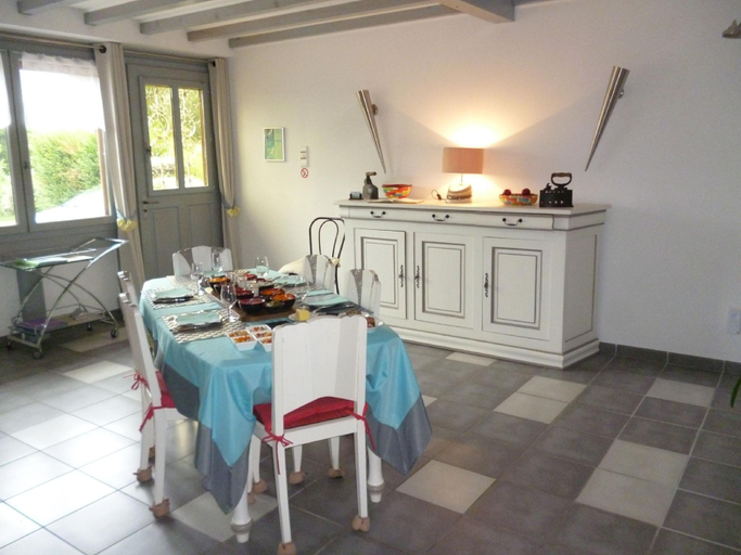 Others 5, La Sylreine, Ain