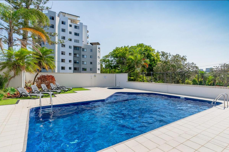 Sport & Beauty, Burgess @ Kings Beach Apartments, Caloundra - Caloundra S.