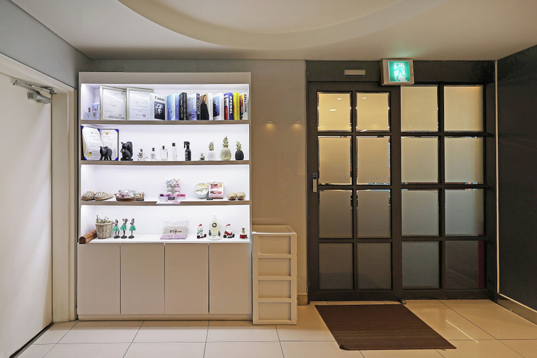 Others 4, Hotel Gem, Haeundae