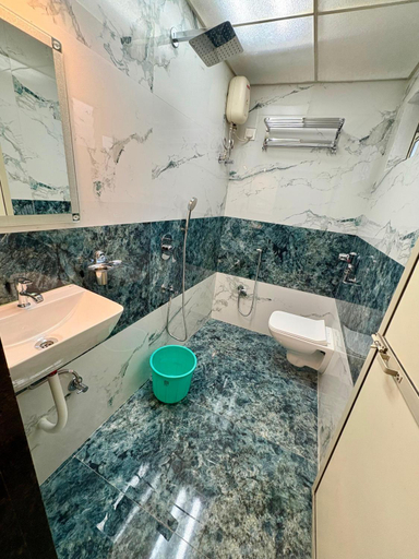 Bathroom 4, Hotel Broadway Colaba, Mumbai City