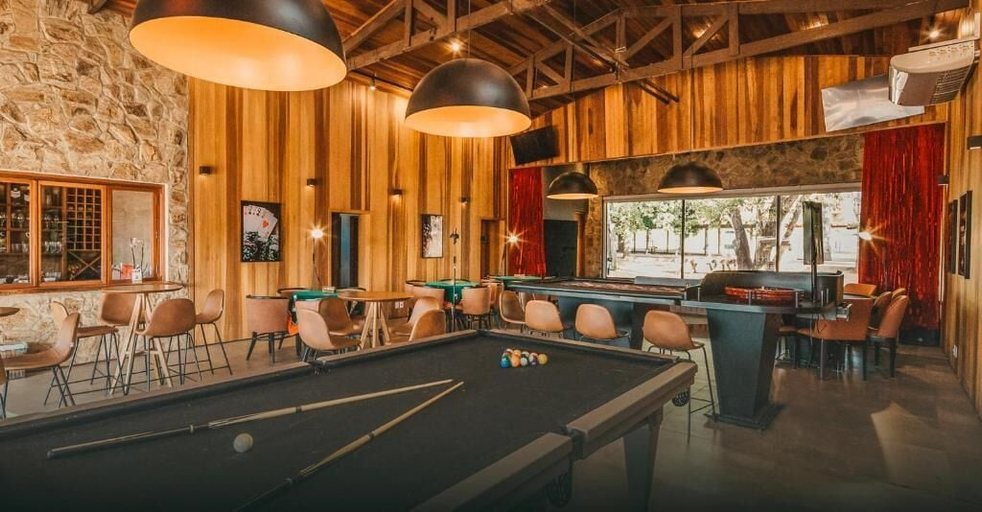 Game room, Clara Dourado Resorts, Dourado