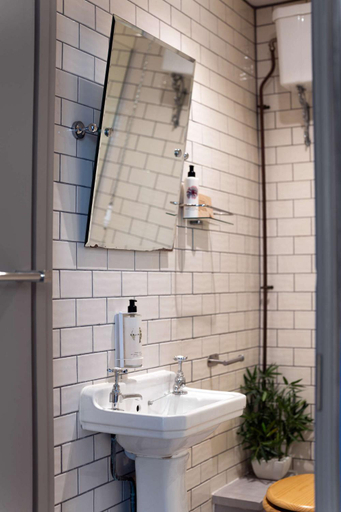 Bathroom 3, The Westgate, Hampshire
