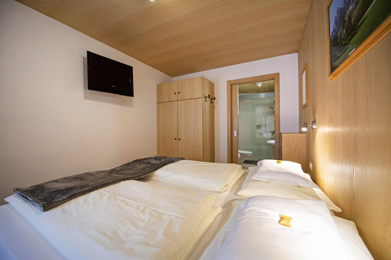Bedroom 2, Apartments Miara, Bolzano