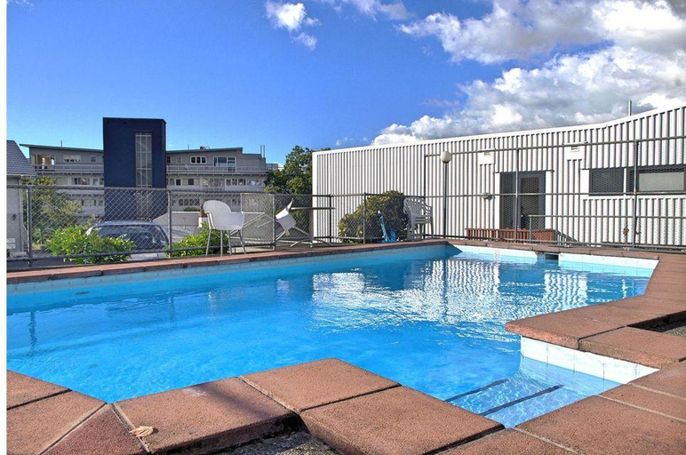 Sport & Beauty 5, Tudor Motor Lodge, Hamilton