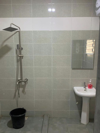 Bathroom, Regent Service Apartment, Bwari