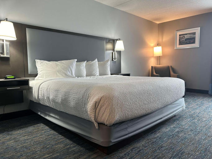 Bedroom 3, Days Inn by Wyndham Carlisle South, Cumberland