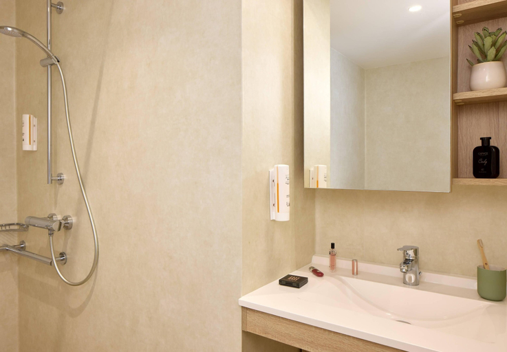Bathroom, Quality Aparthotel Reims - Saint-Thomas, Marne