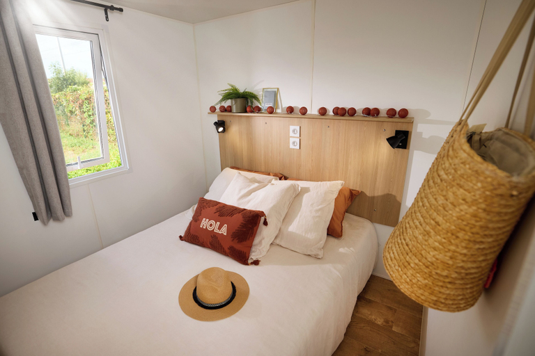 Bedroom 3, CAMPING LLORET BLAU, Girona