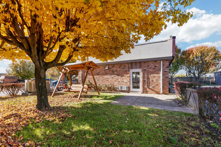 Exterior & Views 5, HomeTowne Studios Georgetown, KY, Scott