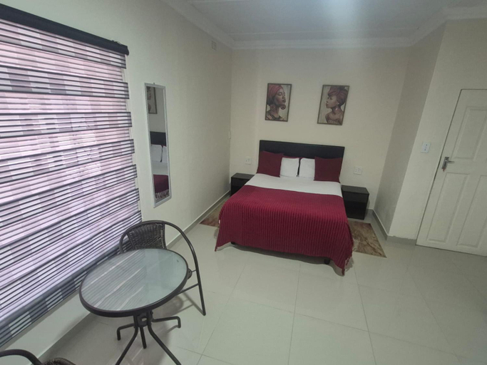 Bedroom 4, Ithonsi Guesthouse, Ekurhuleni