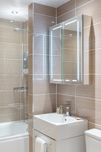 Bathroom 4, SACO Nottingham - The Ropewalk, Nottingham