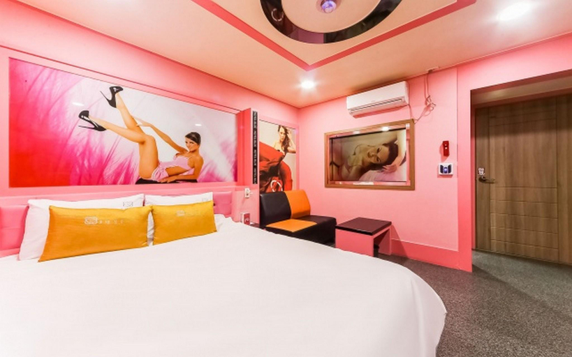 Bedroom 3, Ulsan Samsan Blue, Jung