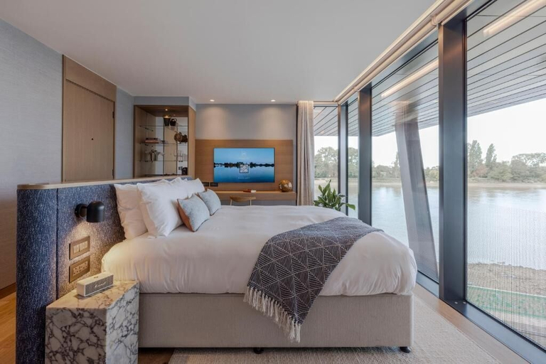 Room 3, Fulham Pier Hotel, London