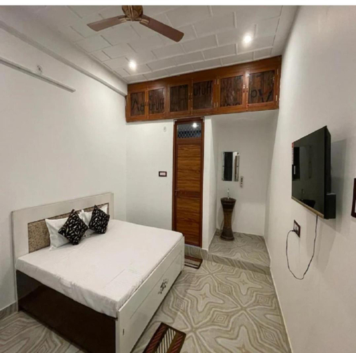 Bedroom 4, Hotel Rameshwaram Guest House, Faizabad