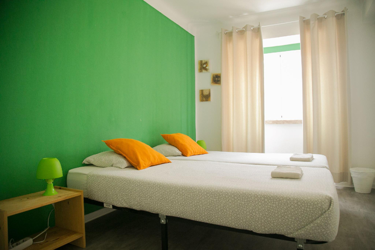 Bedroom 2, Surfer's Den Ericeira-NEW, Mafra