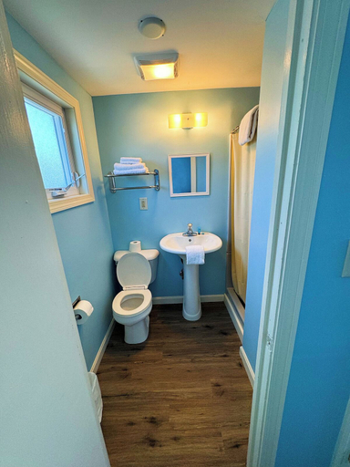 Bathroom 2, GREENKEY BEACH MOTEL, Pasco