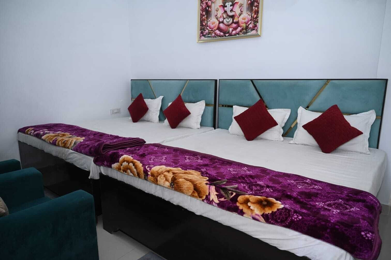 Room 3, Shri Dham Hotel And Resort, Faizabad