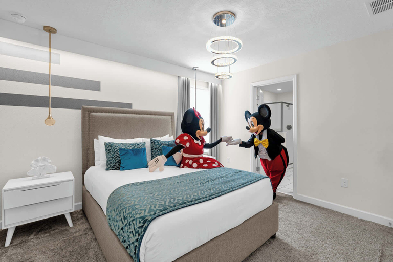 Interior 5, Upstay 9BR Villa w Pool & Cinemaepic Universe, Osceola