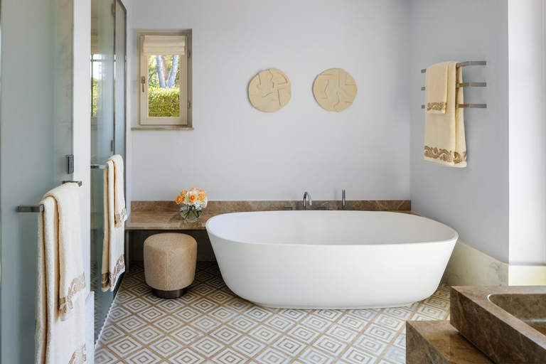 Bathroom 5, Four Seasons Grand Hotel du Cap-Ferrat, Alpes-Maritimes