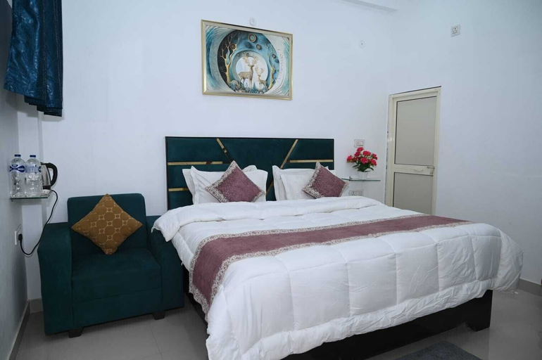 Room 4, Shri Dham Hotel And Resort, Faizabad