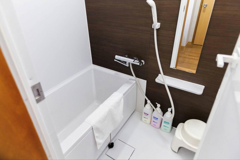 Bathroom, Ooedo Onsen Monogatari Premium Shirahama Gyoen, Shirahama