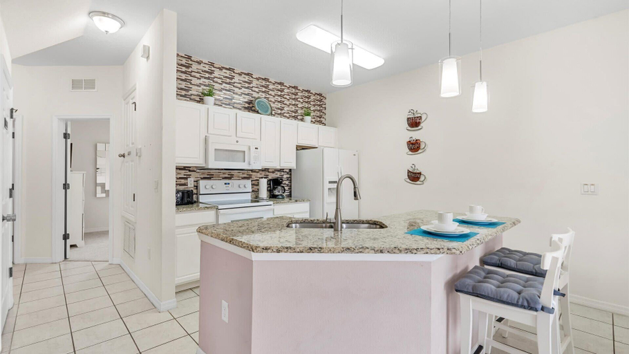 Interior 2, Spacious 4BR Family Townhouseprivate Pool & BBQ, Osceola