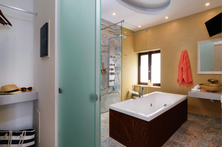 Bathroom 2, Diamond Luxury Suites, Crete