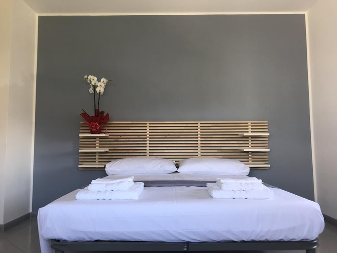 Bedroom 2, Chiara's Home, Catanzaro