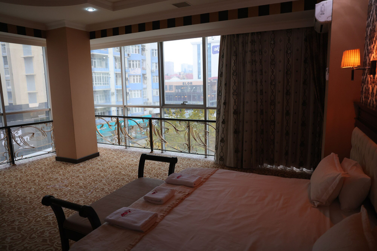 Bedroom 2, New Baku Hotel, Baku