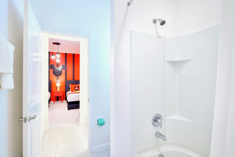 Bathroom 3, Upstay - 18-guest Mansion w Pool, Games, Cinema, Osceola
