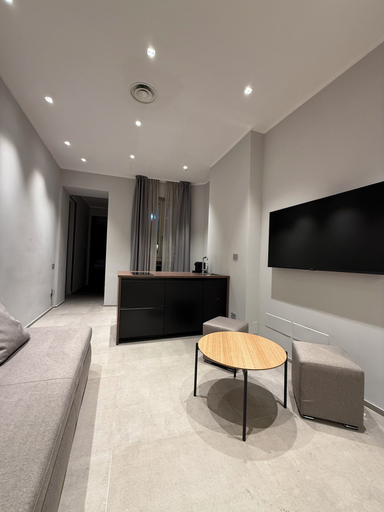 Room 2, LEOPOLDO SUITES, Cagliari
