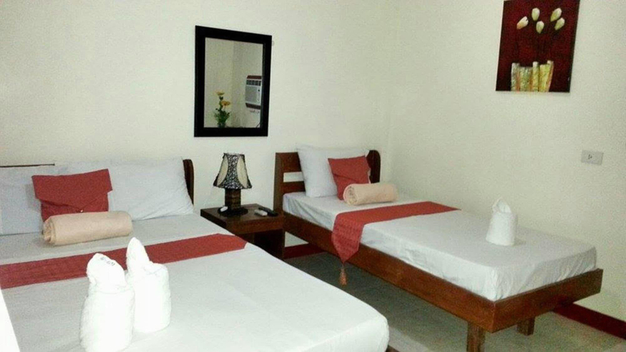 Bedroom 3, AGM Beachfront Resort, Donsol