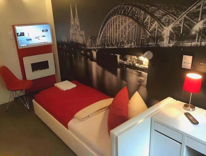 Bedroom 3, Hotel Alt Deutz City-Messe-Arena, Köln