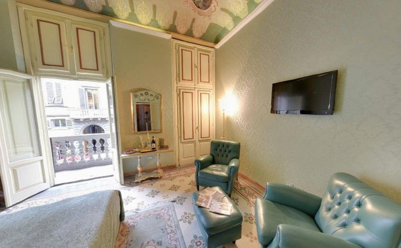 Others 5, B&B Cavour10 Firenze, Florence