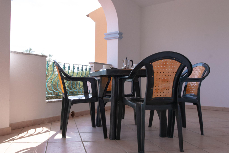 Others 5, Apartment with shared pool, Nuoro