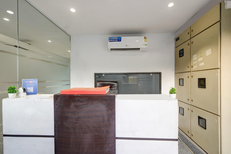 Public Area 3, Qotel Hotel Signature BNB-Ashok Vihar, Delhi