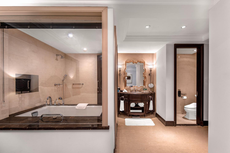 Bathroom 4, TUI BLUE Yangtze Shanghai, Shanghai