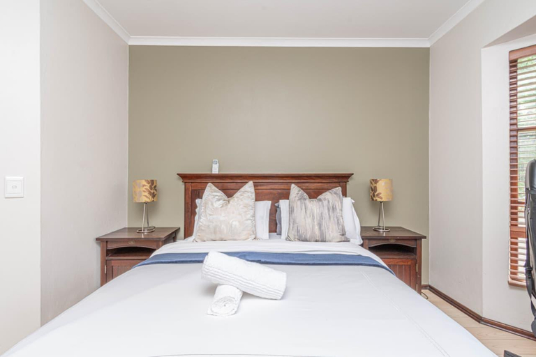 Bedroom 2, Peaceful Sandton Townhouse in Gated Community, City of Johannesburg