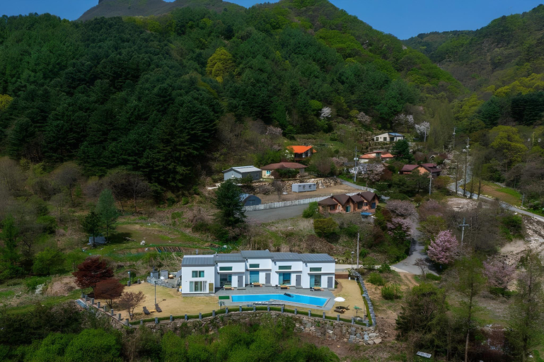 Exterior & Views 4, Gapyeong Woo-dada Pension, Gapyeong