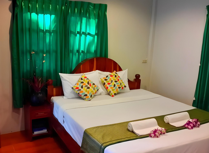 Bedroom 2, Suanphet Riverview Resort, Tha Yang