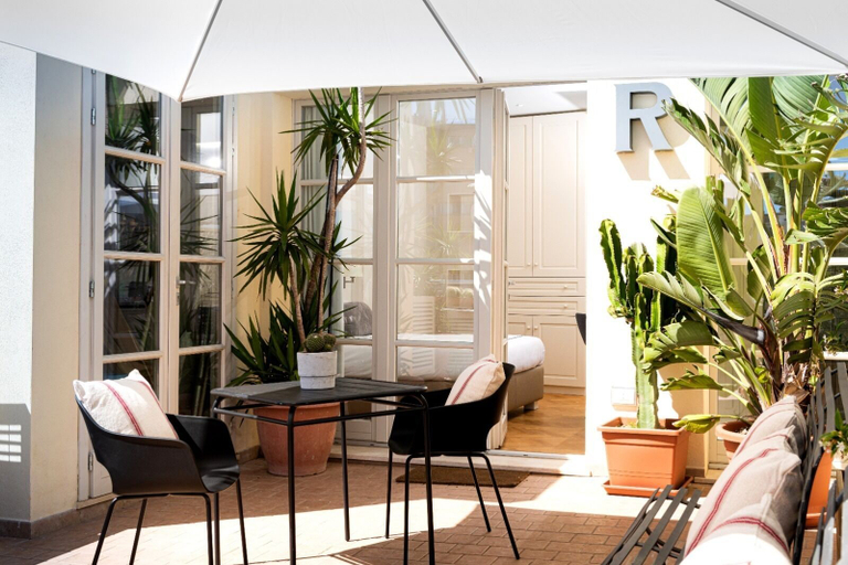 Others 5, LEOPOLDO ROOMS, Cagliari
