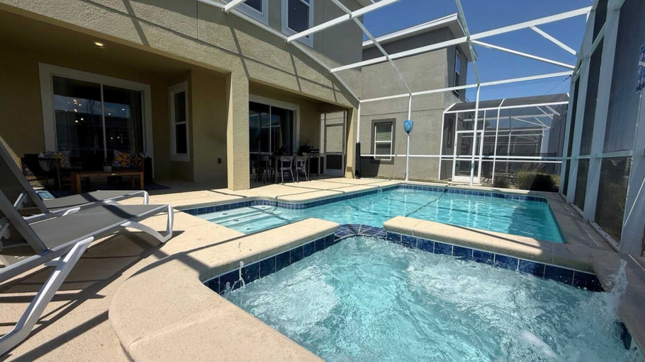 Interior 2, Upstay Championsgate Home w Pool & Hot Tub, Osceola