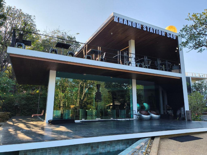 Exterior 2, Khanom Station 549, Khanom