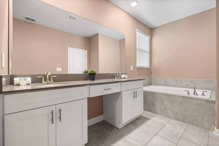 Interior 3, Upstay Modern 5BR Resort Home w Pool & Hot Tub, Osceola